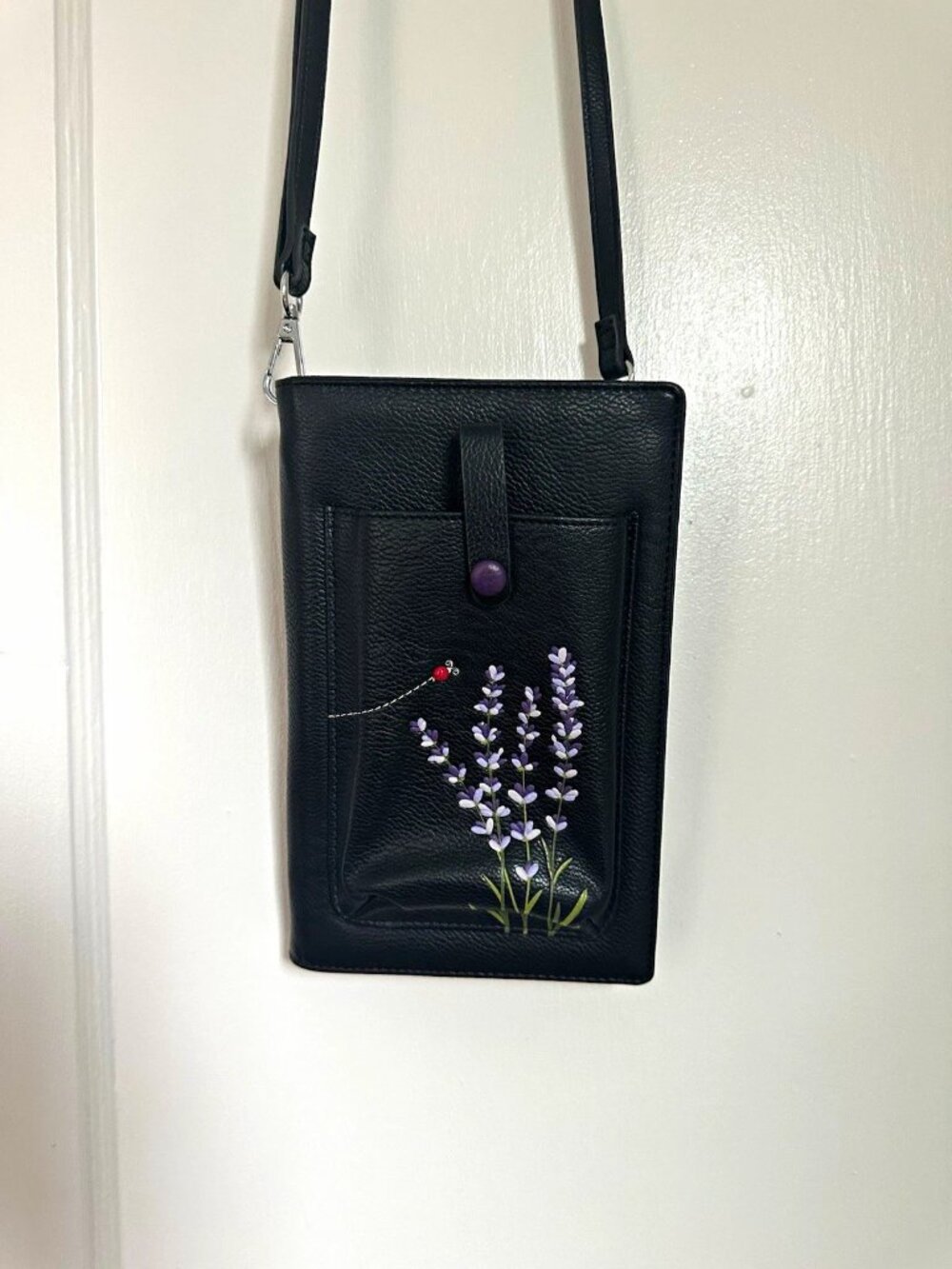 New Espe Black Floral Zip-Around Crossbody Wallet Strap